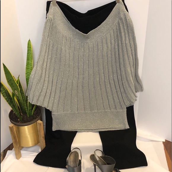 Desarra Collects NWOT Designer Silver Metallic Dolman Top OS - Picture 2 of 5